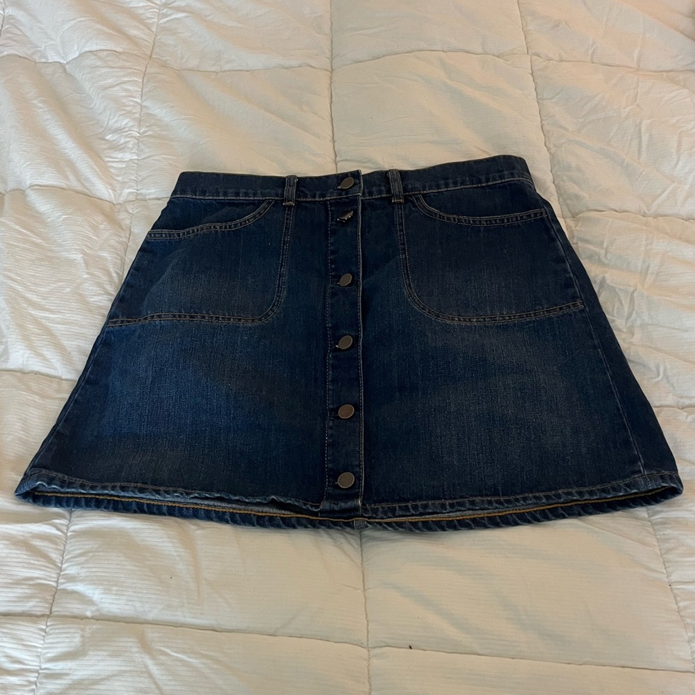 ⭐️ 3/$25 French Connection Button Denim Skirt
